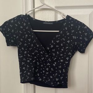 Brandy Melville floral crop top